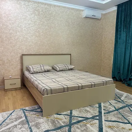 3 Комнатная Жк Альтаир Apartment Aktobe Exterior photo