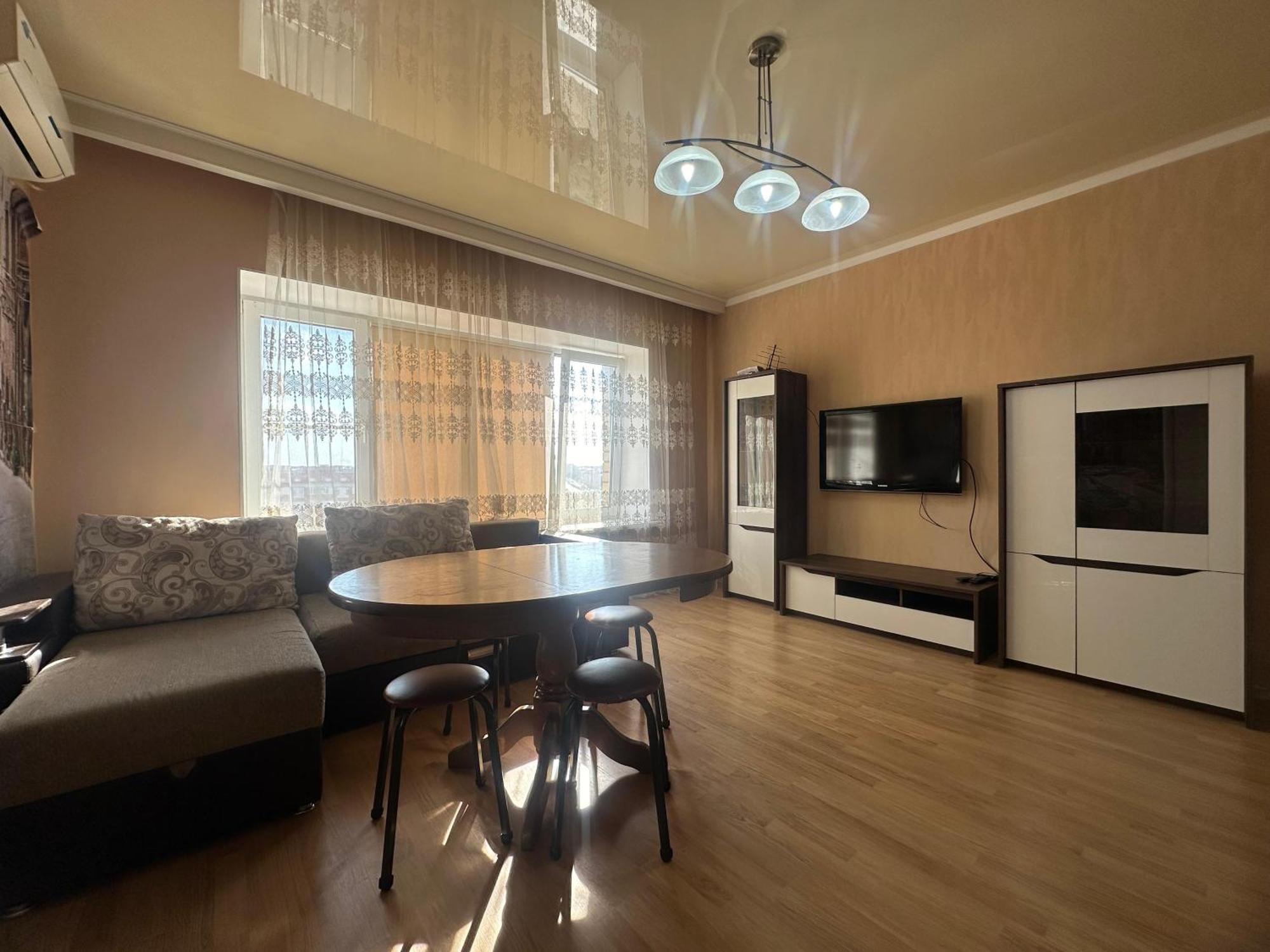 3 комнатная жк альтаир Apartment Aktobe