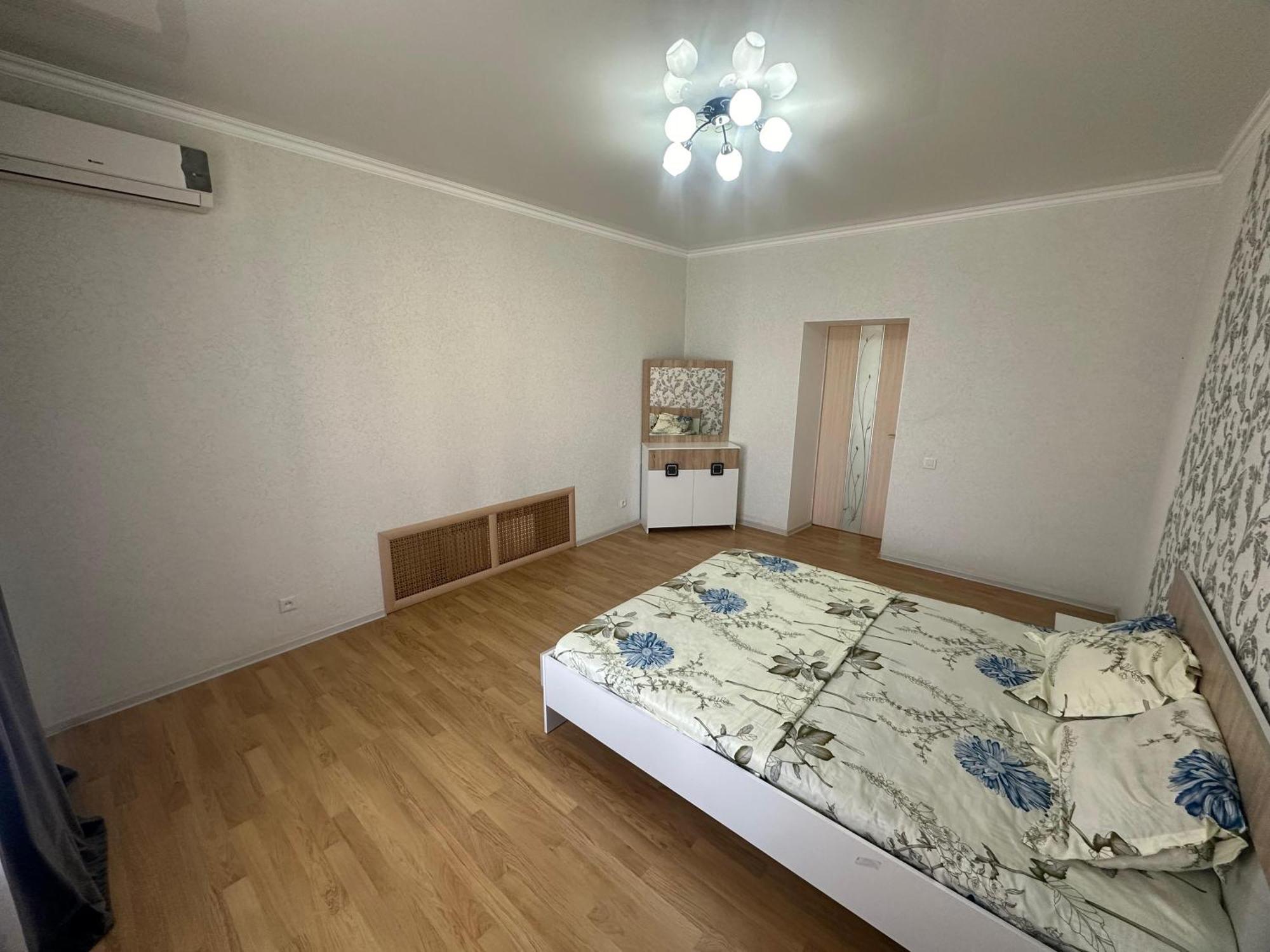 Apartment 3 комнатная жк альтаир Aktobe